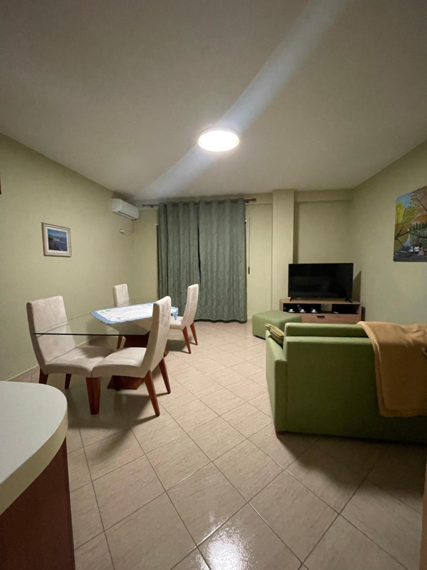 Feriehus Durres Beach Apartment Durrës